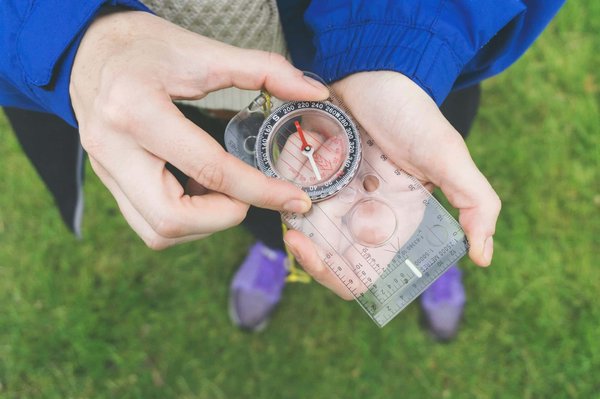 Quelle est la meilleure route pour une exploration en voiture de la côte Amalfitaine en Italie ?